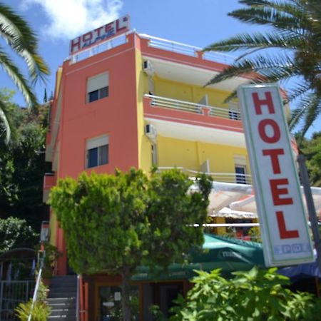 Hotel Alpine Вльора Екстер'єр фото